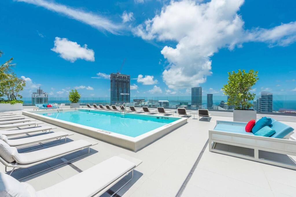 Luxurious Condo In Heart Of Brickell Miami Esterno foto