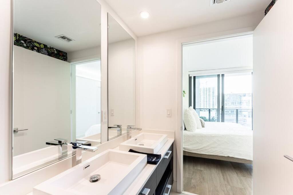 Luxurious Condo In Heart Of Brickell Miami Esterno foto