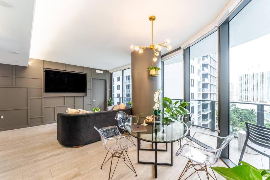 Luxurious Condo In Heart Of Brickell Miami Esterno foto